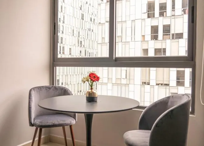 4c- W Pool, Gym, High Speed Wifi 1br Сasa de vacaciones