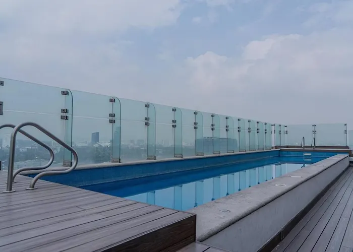 4c- W Pool, Gym, High Speed Wifi 1br Сasa de vacaciones *